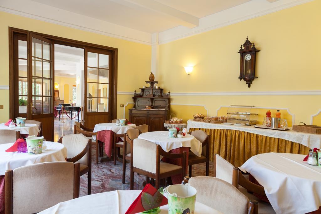 Hotel Ricordo Du Parc Tabiano Terme Buitenkant foto